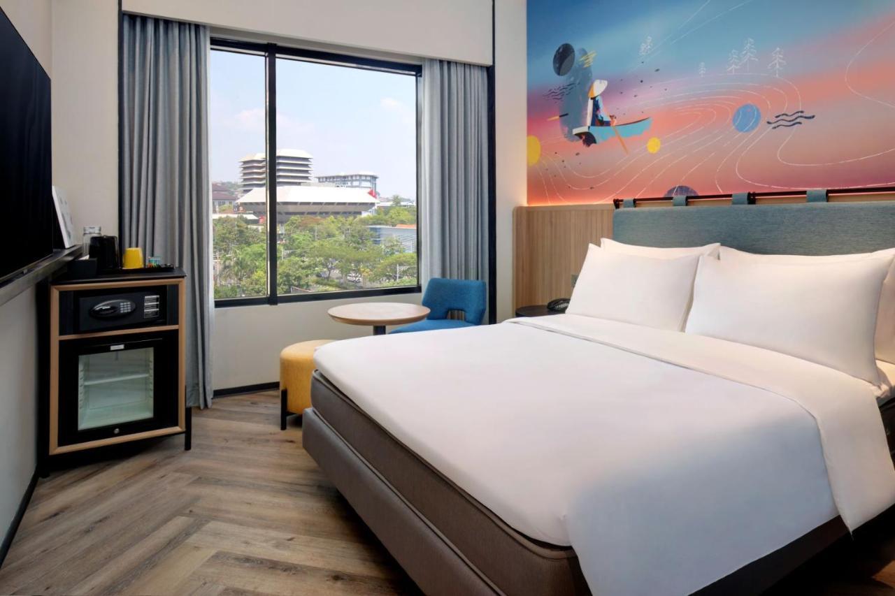 Hotel Ibis Styles Semarang Simpang Lima Exteriér fotografie